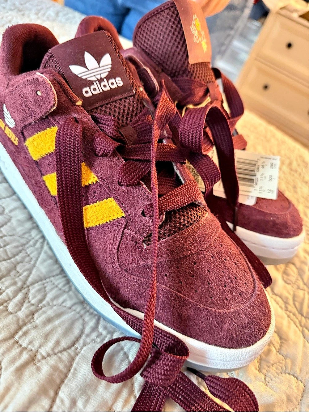 Men’s adidas Forum Low CLNCA Color Block Sneakers Burgundy & Yellow US 12 NWT